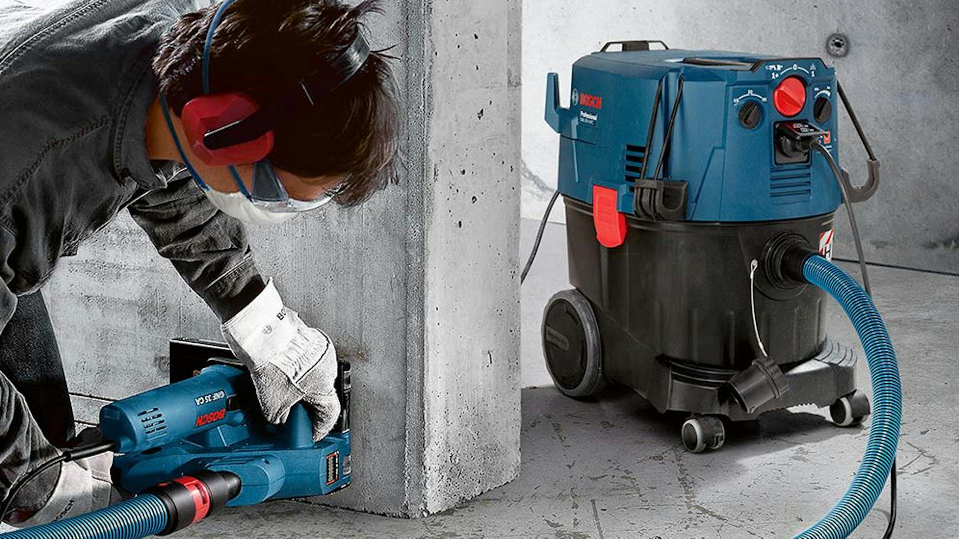 Bosch Professional Industriestaubsauger für die Entfernung von nassem und trockenem Schmutz