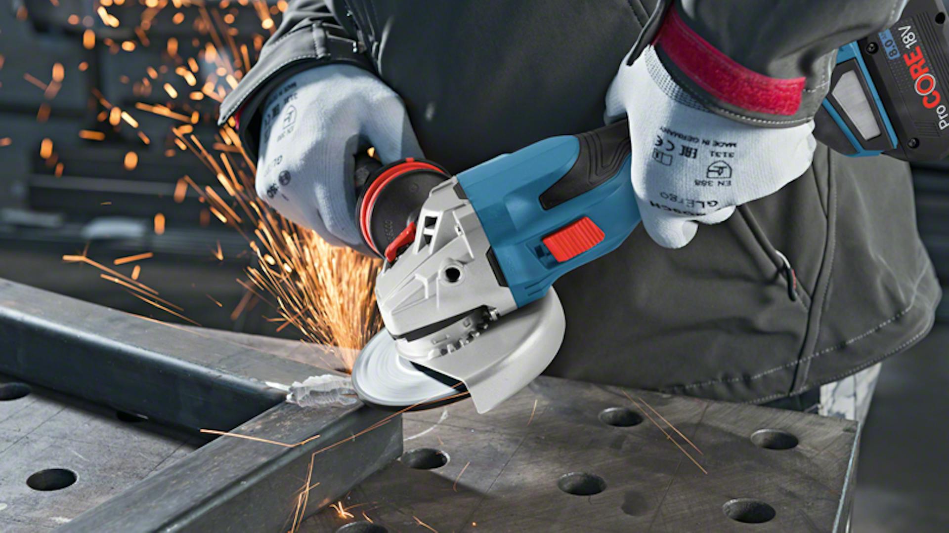 Bosch Professional Akku-Winkelschleifer für professionelle Trenn- und Schleifanwendungen