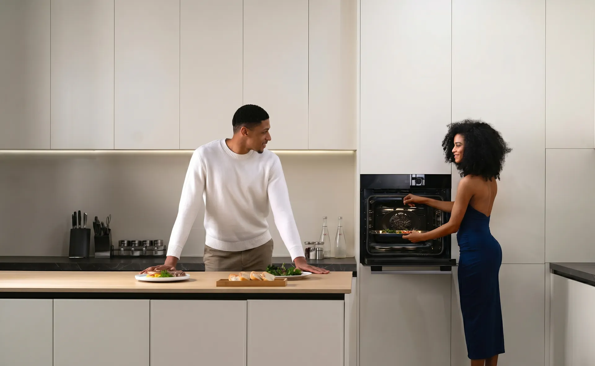 Küche mit Midea Geräten