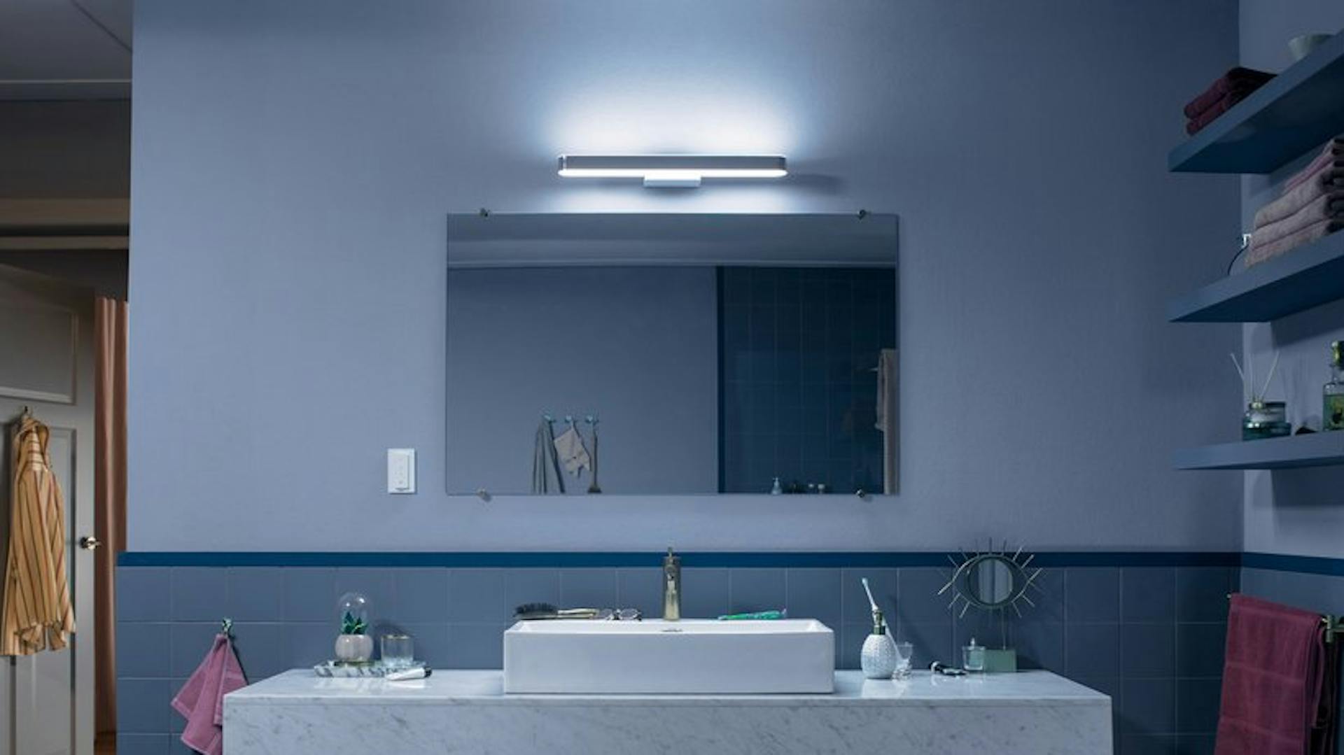 Philips Hue Wandleuchte im badezimmer