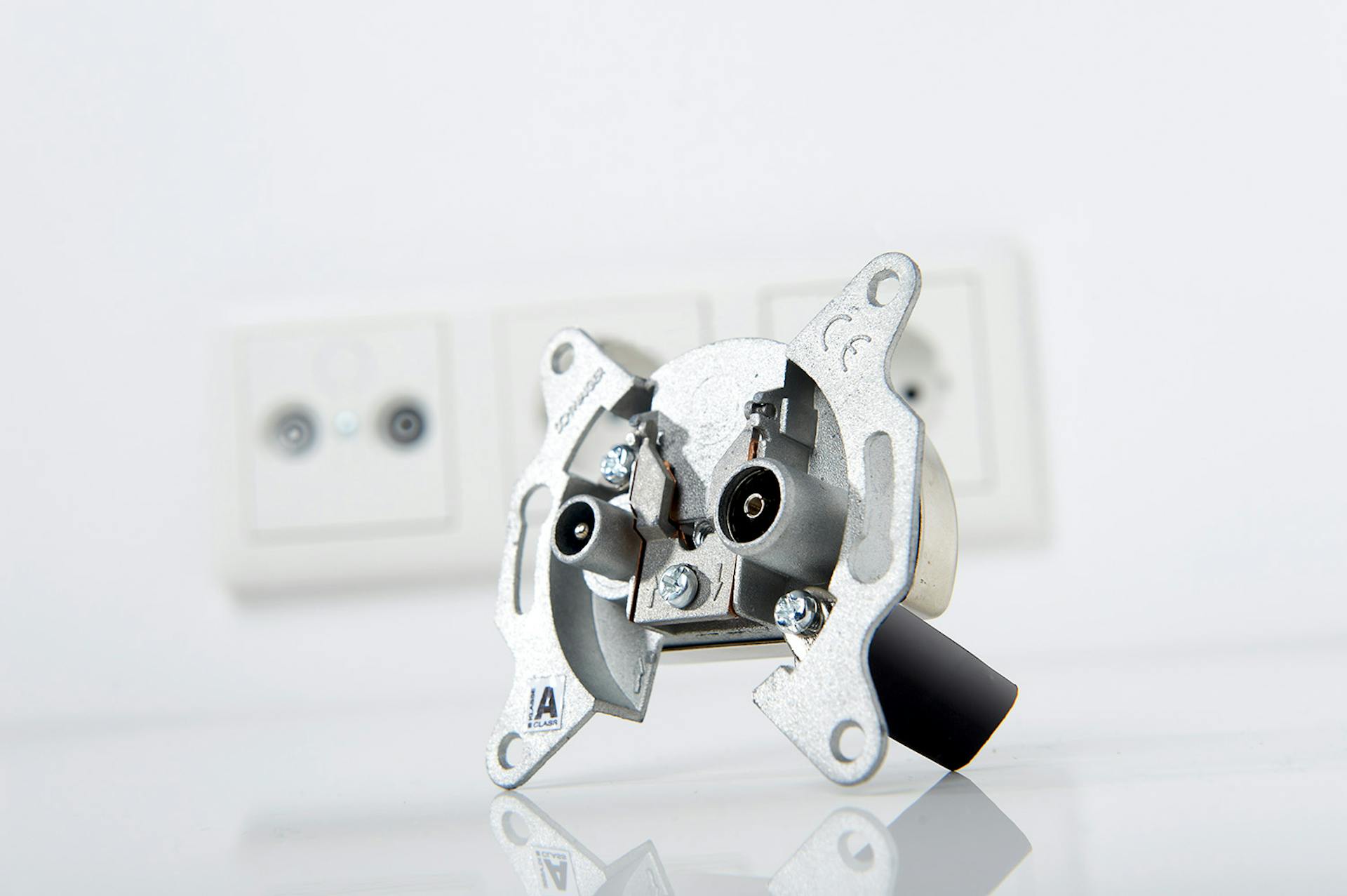 Schwaiger Antennendose