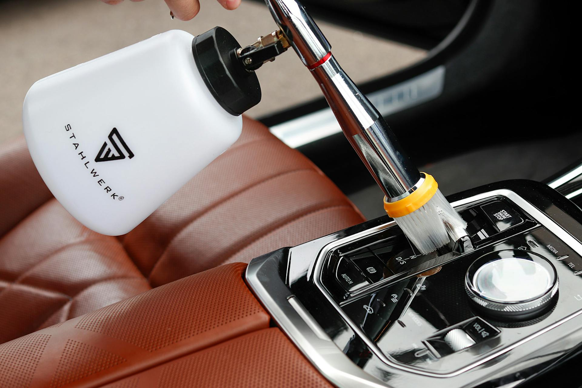 Stahlwerk Autopflege Produkt zur Reinigung im Innenraum