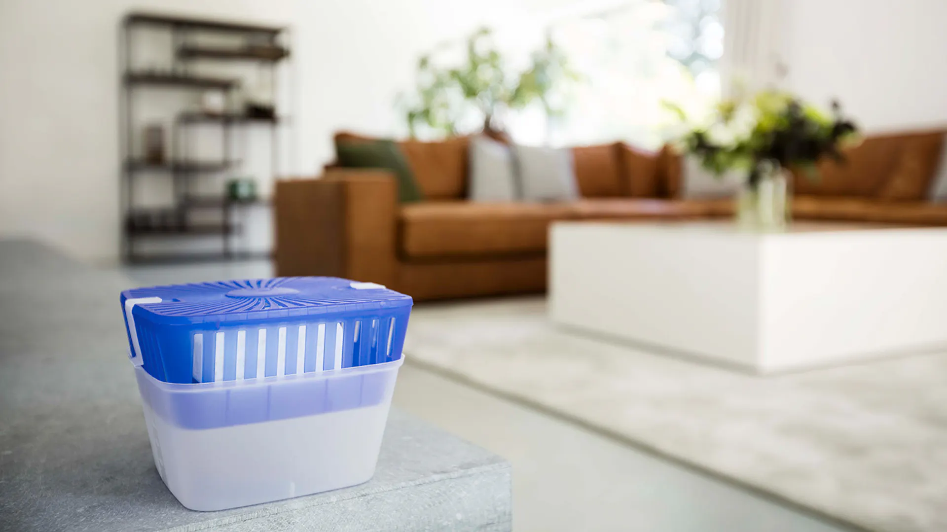 UHU Luftentfeuchter im Wohnzimmer