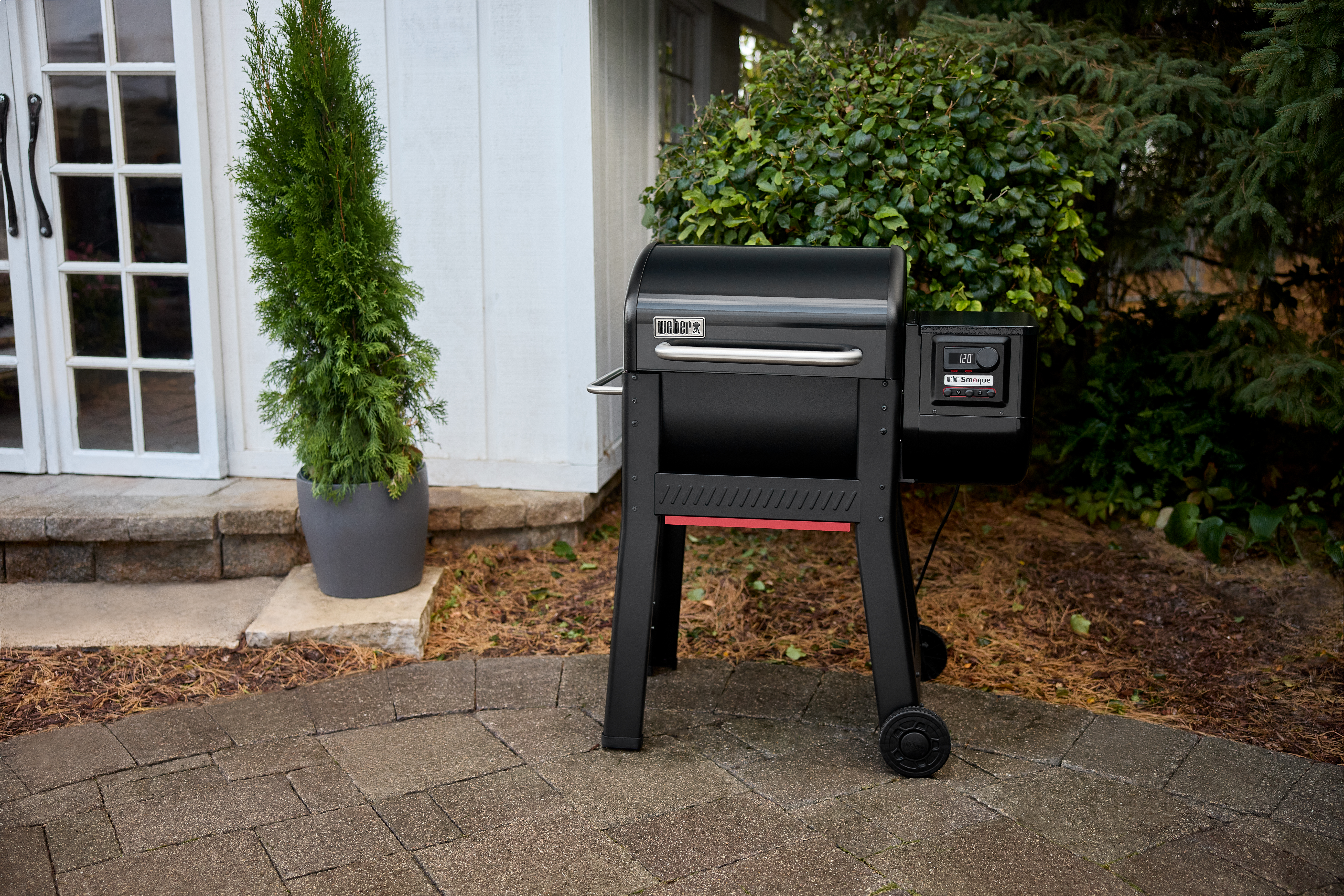 Weber Smoque Pellet Smoker