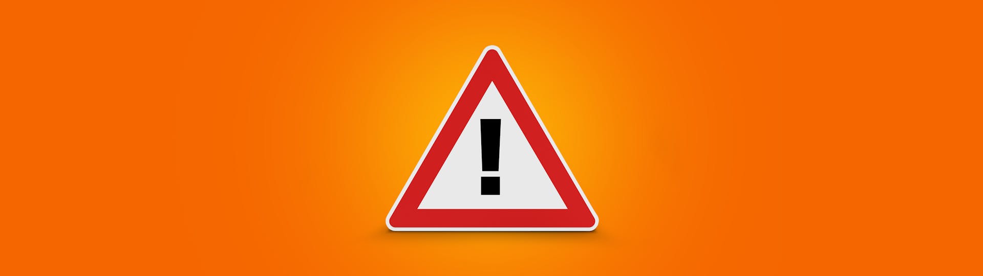 Dreieckiges Schild mit Ausrufezeichen
